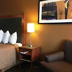 Chestnut Tree Inn Portland Mall 205