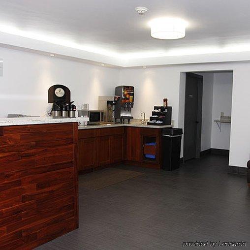 Chestnut Tree Mall 205 Motel 2*